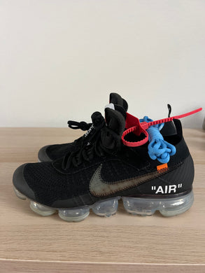 Vapor max off-white PRE OWNED No box