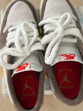 Jordan 1 Year of the Rabbit (Pre Owned)