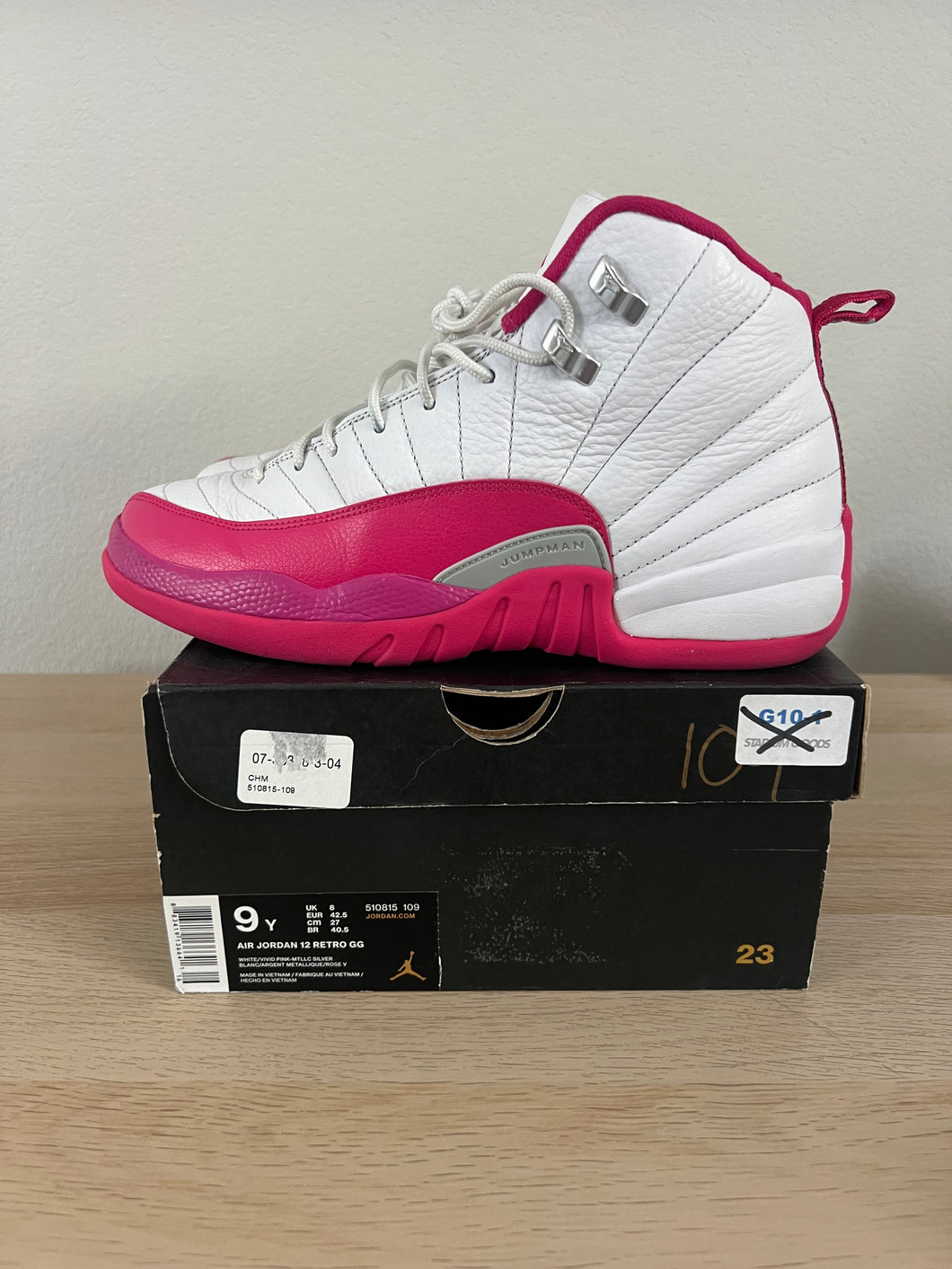Jordan 12 Dynamic pink (Pre Owned)