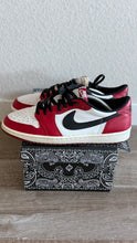 Jordan 1 Low Chicago (2016) Pre Owned (Rep box)