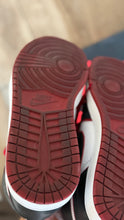 Jordan 1 Bloodline (Pre Owned)