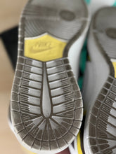 Nike SB De La Soul (Pre Owned)